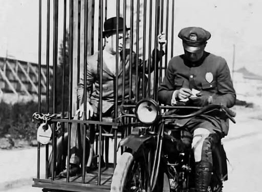 Një kafaz për shkelësit e ligjit, praktika neutralizuese e keqbërësve në Los Angeles të viteve 1920