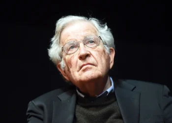 “Froni i Fjalëve” ra me heshtjen e Noam Chomsky, duke ardhur kështu fundi i epokes së mendimit të ndritur