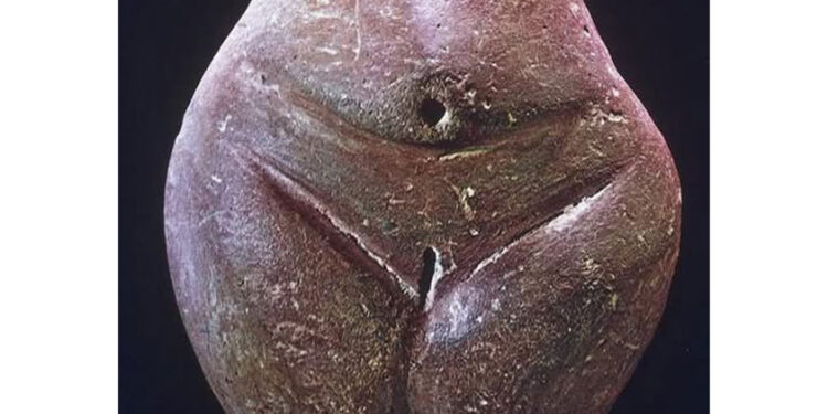 Gjithçka në pulsin e jetës nisi te trupi, si një himn i pjellorisë dhe tokës, mrekullim i hirit dhe epshit