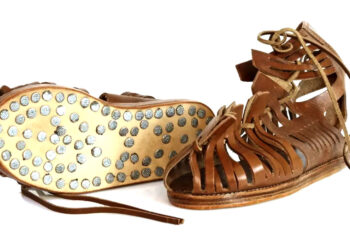 Arkeologët zbulojnë Caligae legjionarësh, sandale ushtarësh romake 2000-vjeçare në Gjermani