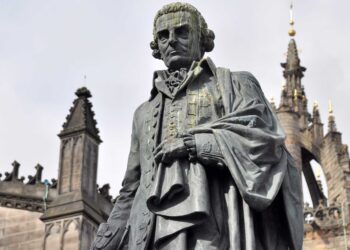 Adam Smith, humanisti që hodhi parimet themelore të teorisë klasike ekonomike të tregut të lirë