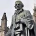 Adam Smith, humanisti që hodhi parimet themelore të teorisë klasike ekonomike të tregut të lirë