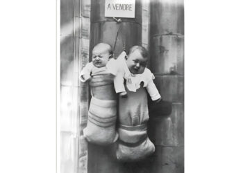 Fëmijët në thasë leshi dhe tabela “Në Shitje”, një plagë ngjethëse në ndërgjegjen e Europës së pasluftës