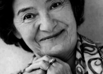 I bashkohet yjeve të përjetësisë, Violeta Sekuj, një korçare që u rrit me mëkim shpirtëror në tempullin e korifenjve, Teatrin “Migjeni”