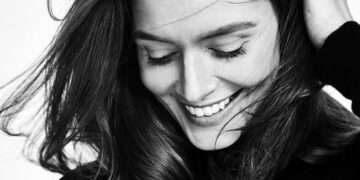 Viktor Hugo: “E qeshura është dielli që përzë dimrin nga fytyra e njeriut.”