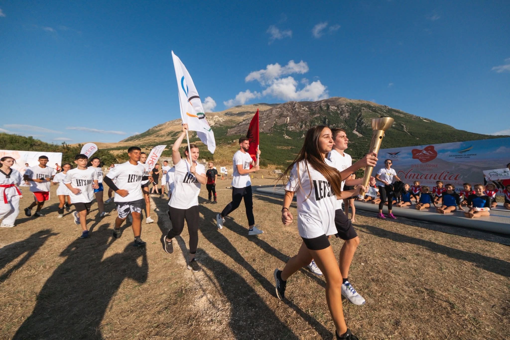 Albert-Vataj-Koha-Jone-Dita-Olimpike-në-Amantia-Vajze-Fest-2025-Foto_KOKSH-