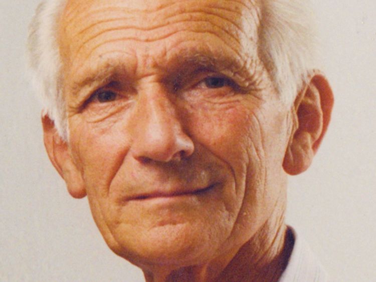 Fotografi shkodran, Angjelin Nënshati (12 shkurt 1929 - 13 shtator 2005) – Albert Vataj