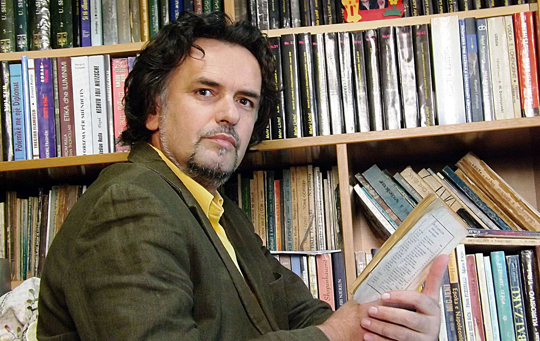 Albert Vataj-Poeti-Kritiku-Ese-isti, Publicisti