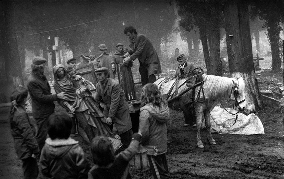 Në varrezat katolike të Shkodrës, në Rrmaj,Fotografia © Angjelin Nenshati