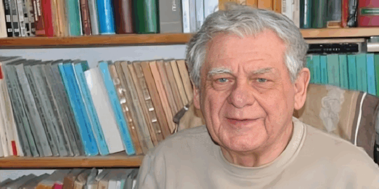 Prof. Wilfried Fiedler, albanologu gjerman që e blatoi jetën në shërbim të gjuhës shqipe Albert Vataj