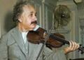 Albert-Ajnshtajn,-fizikanti-që-adhuronte-muzikën-po-aq-sa-edhe-shkencën_1_Albert-Vataj