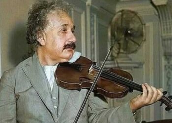 Albert-Ajnshtajn,-fizikanti-që-adhuronte-muzikën-po-aq-sa-edhe-shkencën_1_Albert-Vataj