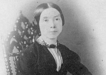 Emily Dickinson, vetmia krijuese e një shpirti të lirë, dhe poezia e saj e çuditshme që sfidoi rregullat dhe normat e letërsisë