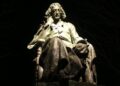 Në errësirën ku deshën ta hidhnin, Spinoza ndezi një dritë që nuk u shua kurrë