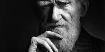 “Dënimi i vërtetë për ata që gënjejnë nuk është të mos u besojnë më, por të mos mund të besojnë askënd.”