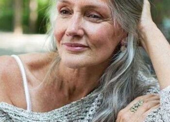 Mamat nuk kanë ndryshuar… por ne nuk na lejohet më të mbështesim kokën në prehërin e tyre