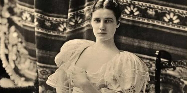 Nellie Bly një e “çmendur” që do të shpëtonte jetën e qindra grave “të burgsura” në një spital psikiatrik ku hynin për të mos dalë kurrë