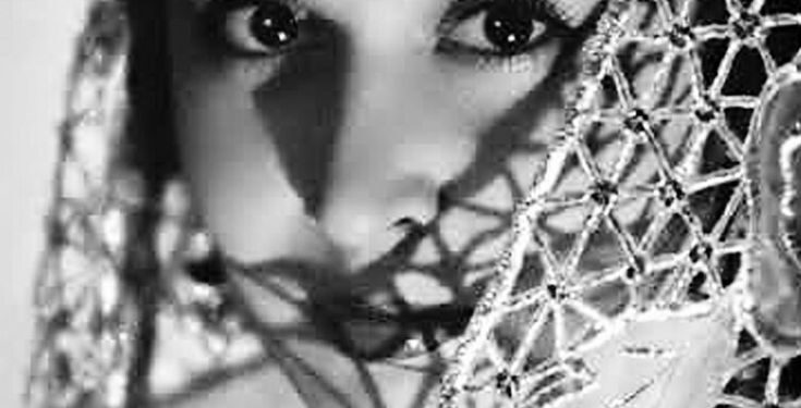 Princesha Nilüfer, gruaja që nuk pati fatin të bëhej nënë e një fëmije, por u bë “nëna” e mijëra grave