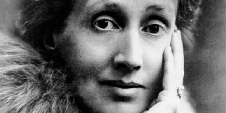 Virginia Woolf mbi vetësakrifikimin e grave, si normalitet në marrëdhënie me burrat