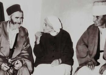 Një foto e 35 viteve më parë, si shënjim i ringjalljes së besimit dhe shpresës në tokën e martirëve