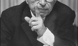 Ne nuk e zgjedhim të ekzistojmë, por jemi të detyruar të zgjedhim çfarë bëjmë me këtë ekzistencë