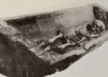 Arkivoli që ra nga shkëmbi, misteri arkeologjik i një gruaje nga Epoka Romake e Hekurit