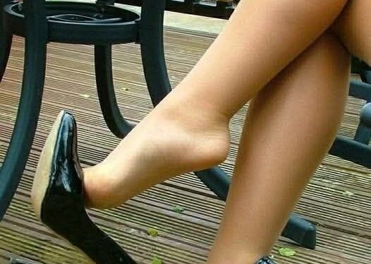 Një çast shkujdesje, sa njëmijë tundime dalldisëse që na shndërrojnë në shkrepëtima drite