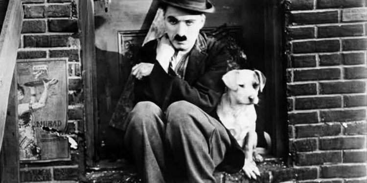 Çfarë na këshillon zëshëm, gjigandi i filmit pa zë, Charlie Chaplin?!