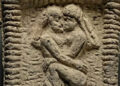Puthja e parë e dëshmuar përmes artefaktit 4500-vjeçar, një fakt i hershëm i shprehjes së ndjenjës njerëzore