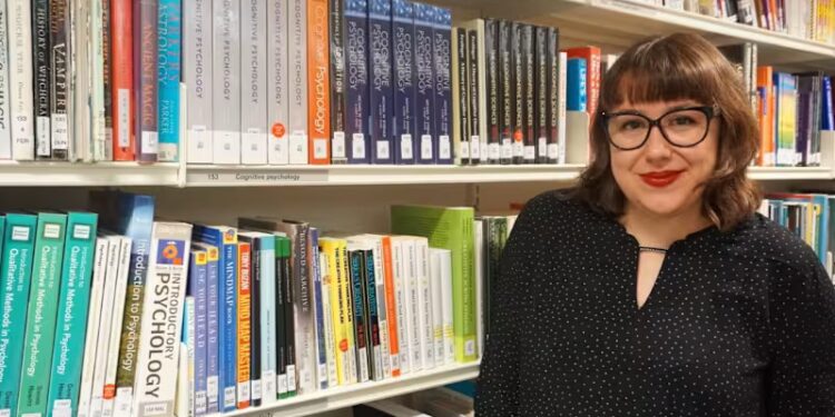 Kush është Soljana Çili, korçarja në faqet e “Vogue”, shqiptarja në elitën globale të psikologjisë së modës