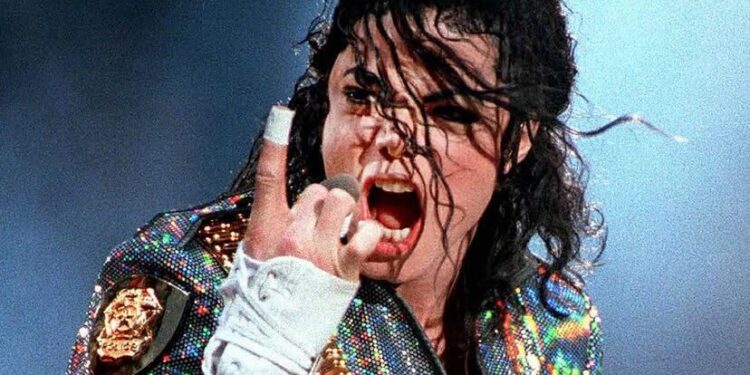 Shuarja e një ylli, lamtumira prekëse e Adriano Celentanos dhe Cesare Cremonini, për Michael Jackson 17 vite më parë