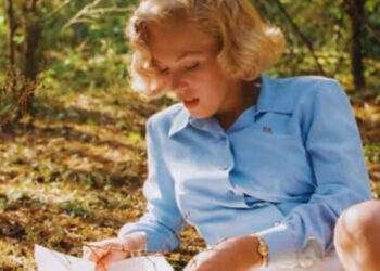 “Kush dreqin është Marilyn Monroe?”, Historia e telegramit më ironik në botë dhe sesioni fotografik që fjeti 59 vjet në arkiv