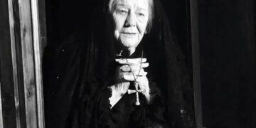 Arti në zgjedhën e kohës, mbijetesa estetike e teatrit dhe filmit shqiptar në periudhën 1950–1990