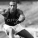 Triumfi i amerikanit Jesse Owens në Berlin, përballë Adolf Hitlerit: Kur një atlet me ngjyrë rrëzoi mitin e “racës superiore”